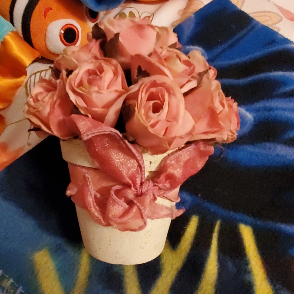 Fake bouquets of Roses